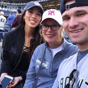 Meet your Posher, Katie